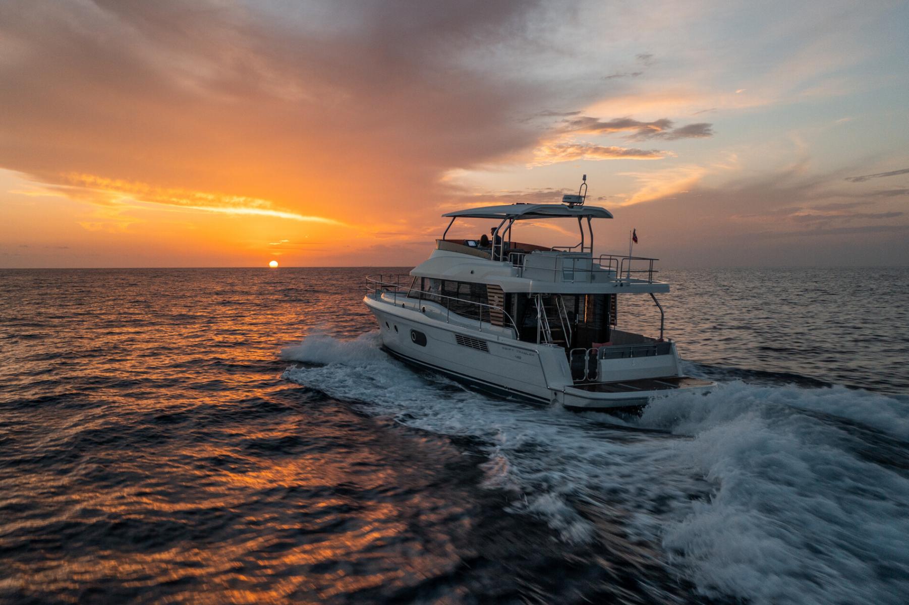 Beneteau 48 Swift Trawler 2020 bij Belgian Boat Service