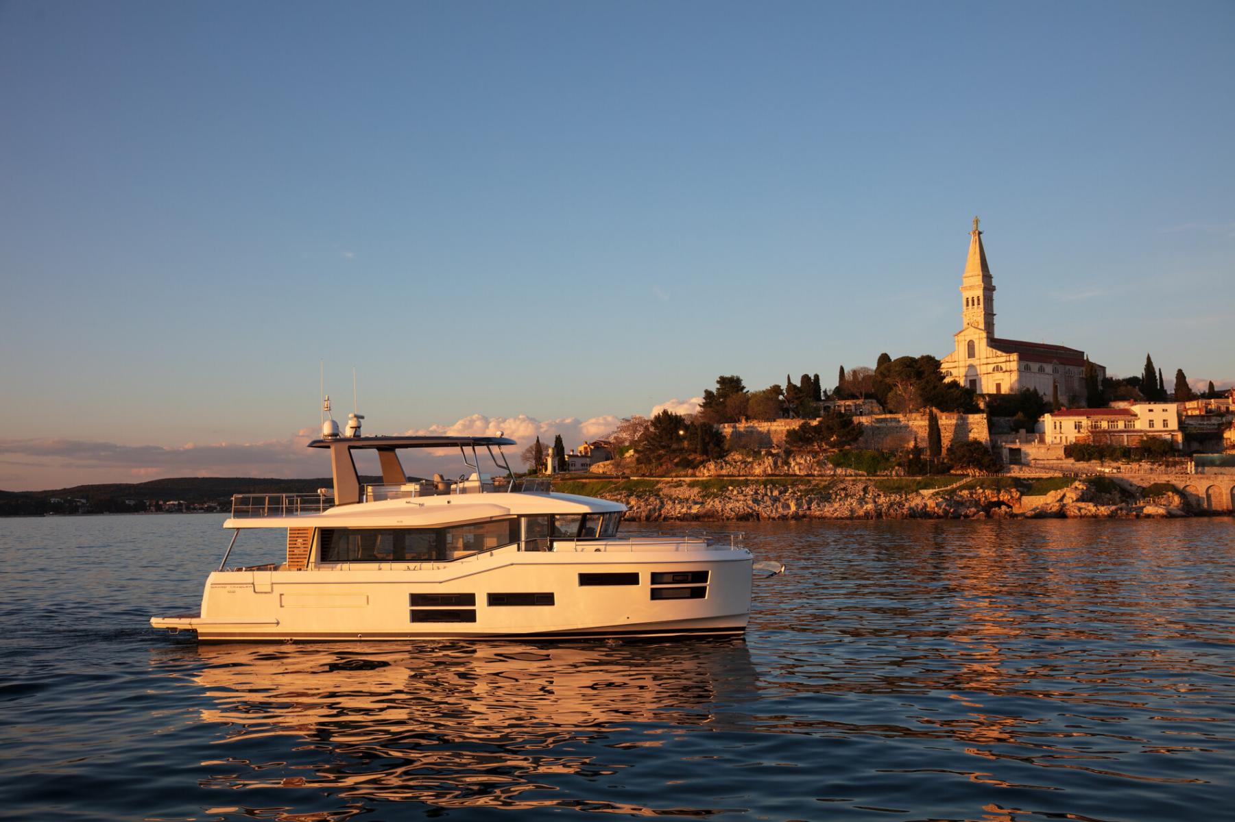 Beneteau 62 Grand Trawler
