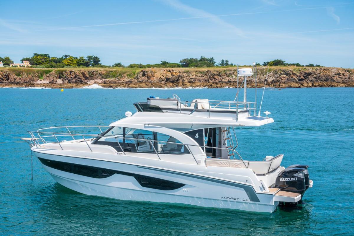 Beneteau Antares 11 Fly 2020 bij Belgian Boat Service