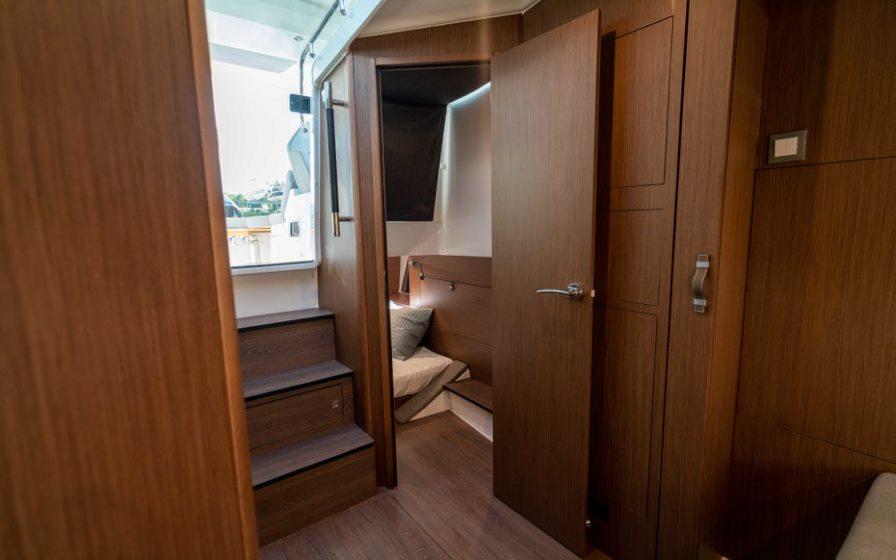 Beneteau Flyer 10 Sporttop 2020 bij Belgian Boat Service
