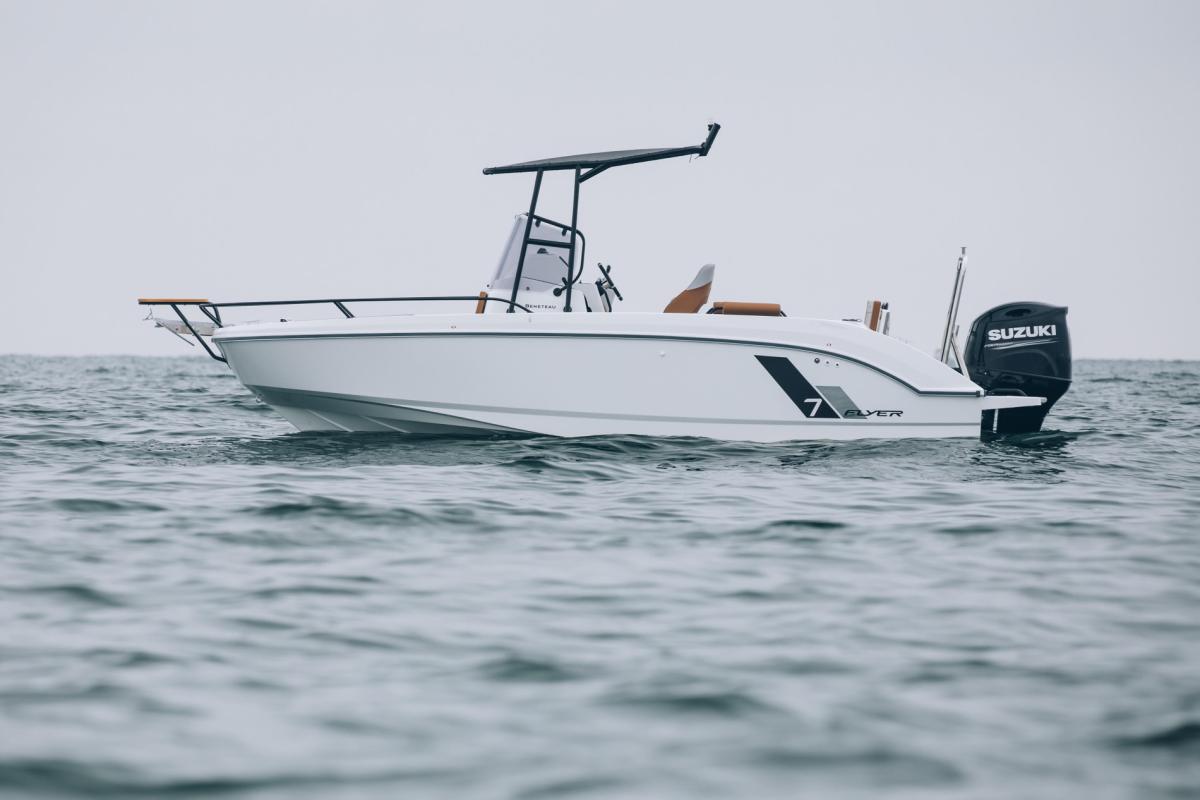 Beneteau Flyer 7 Spacedeck 2020 bij Belgian Boat Service
