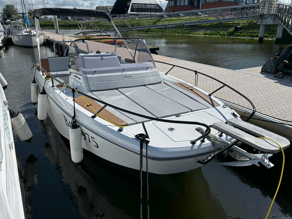 Beneteau Flyer 7 Sundeck 2020 bij Belgian Boat Service
