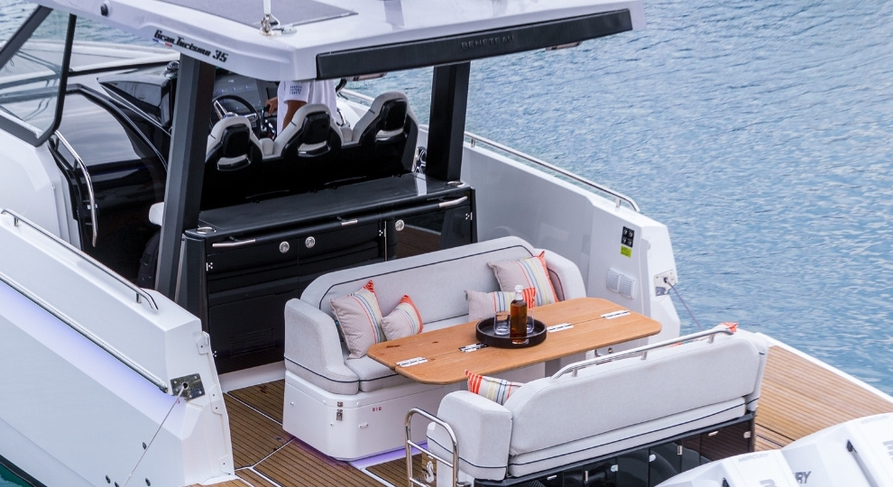 Beneteau GT 35 2020 bij Belgian Boat Service