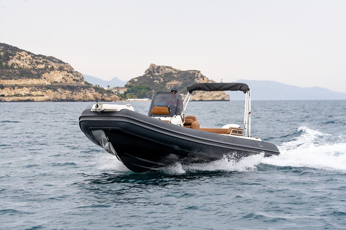 BSC Colzani 78 2020 bij Belgian Boat Service