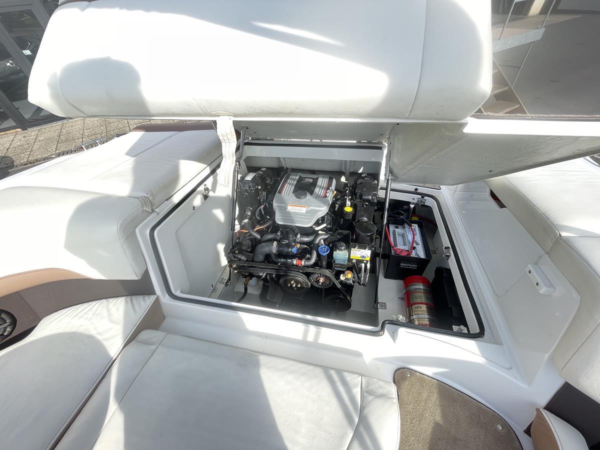 Cobalt Boats 200 2000 bij Belgian Boat Service