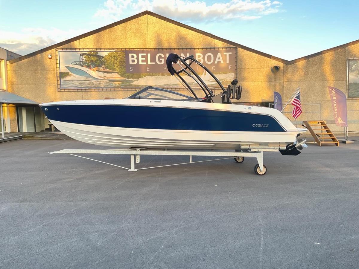 Cobalt Boats CS23 2020 bij Belgian Boat Service