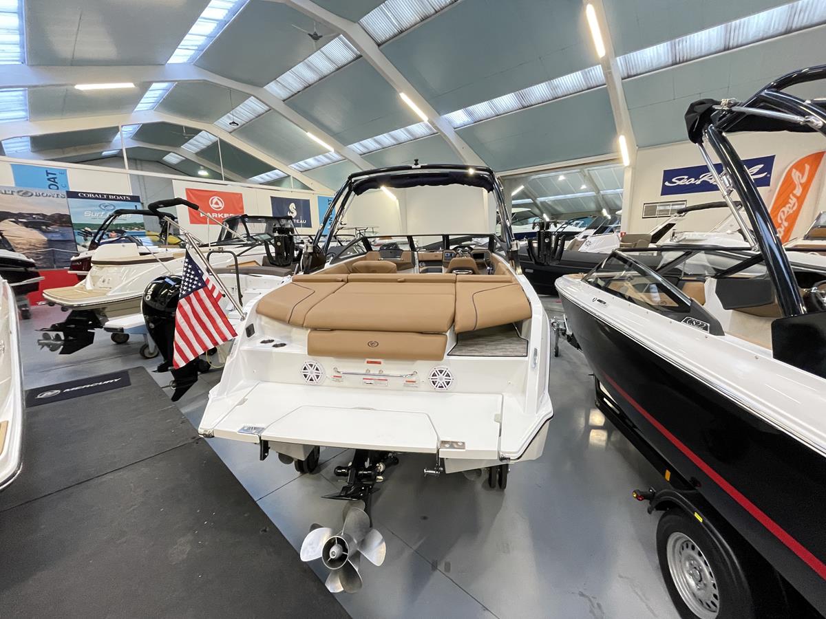 Cobalt Boats CS23 2020 bij Belgian Boat Service