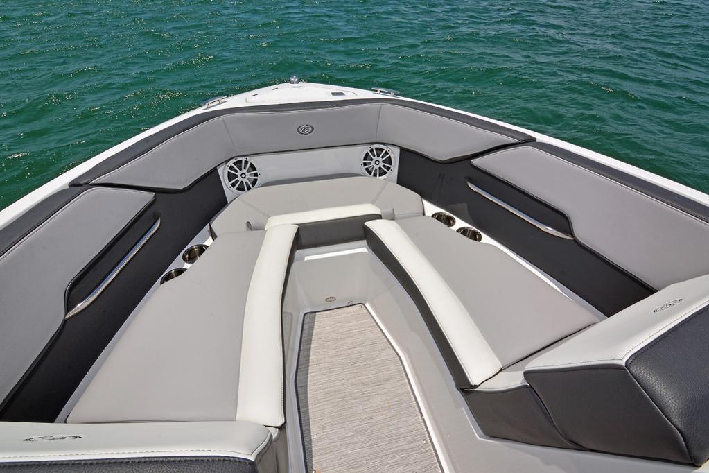 Cobalt Boats CS23 Surf 2020 bij Belgian Boat Service