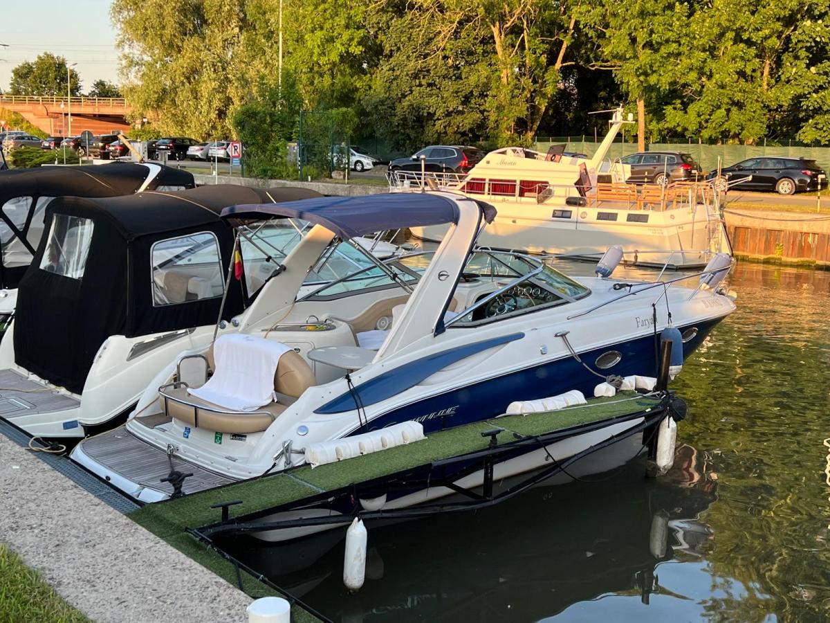 Crownline Boats 280 CCR