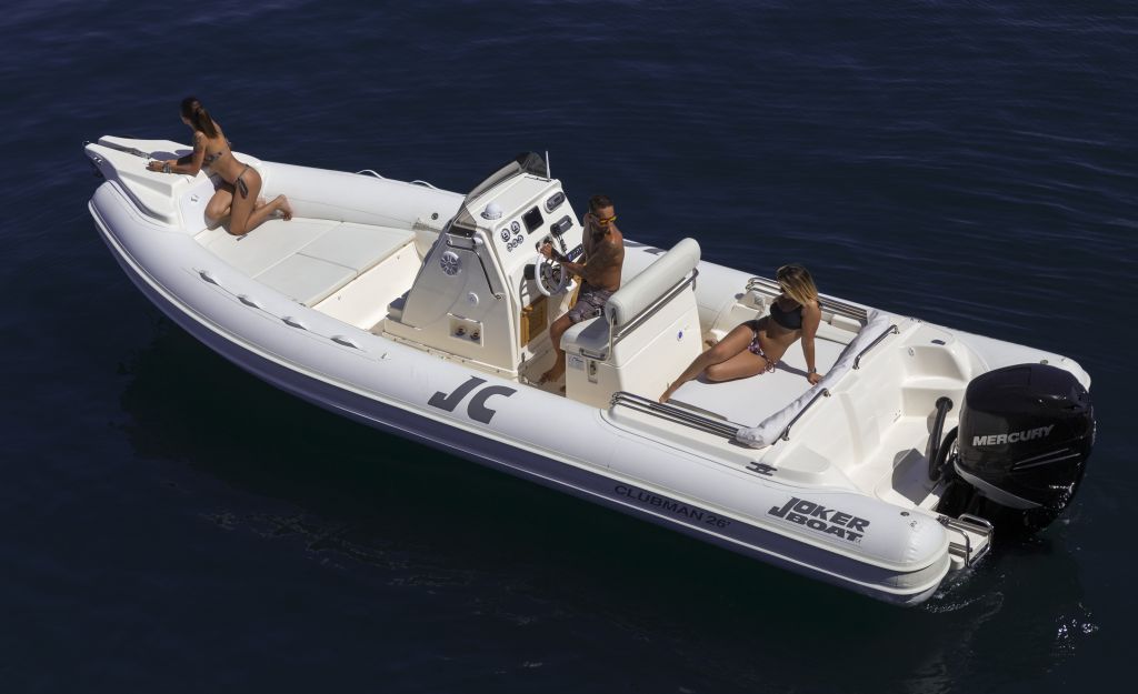 Joker Boat Clubman 26 2020 bij Belgian Boat Service