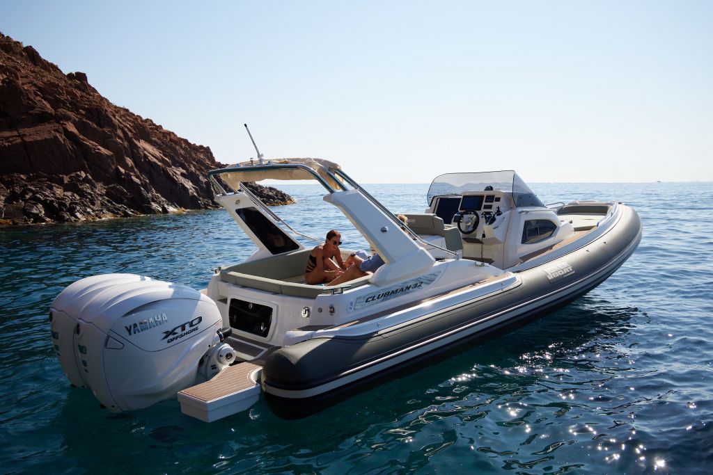 Joker Boat Clubman 32 2020 bij Belgian Boat Service