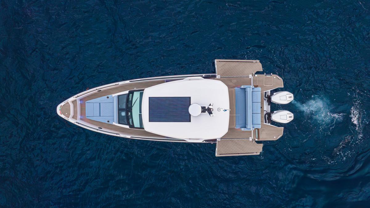 Saxdor Yachts 320 GTO 2020 bij Belgian Boat Service