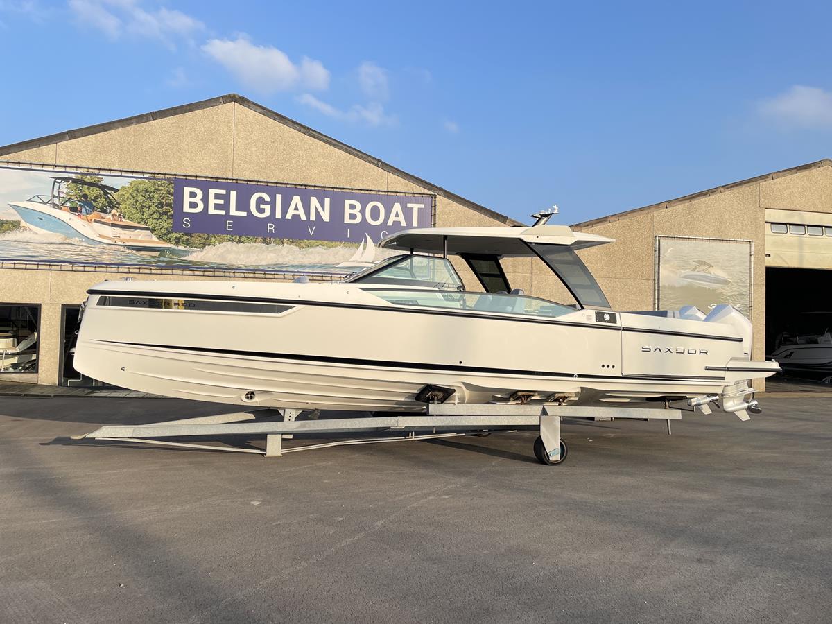 Saxdor Yachts 320 GTO 2020 bij Belgian Boat Service