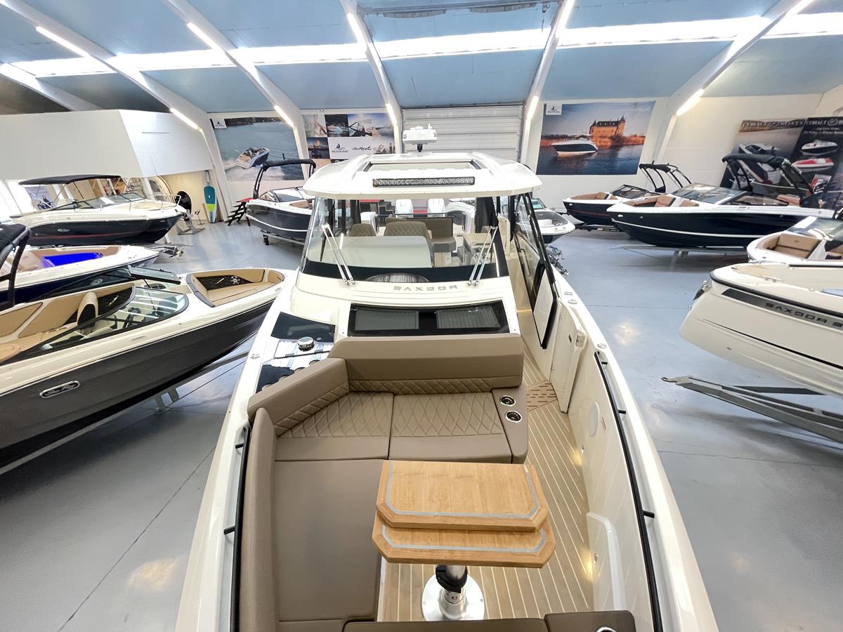 Saxdor Yachts 400 GTC 2020 bij Belgian Boat Service