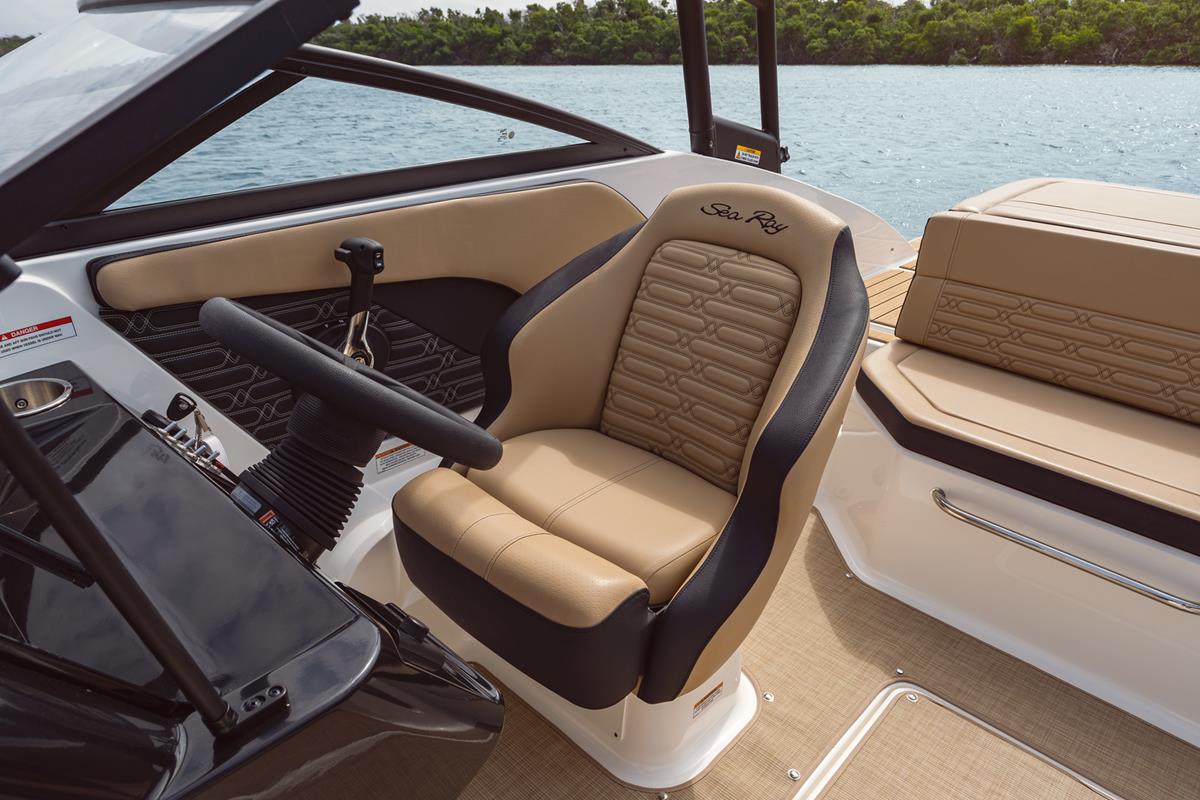 Sea Ray 190 SPX 2020 bij Belgian Boat Service