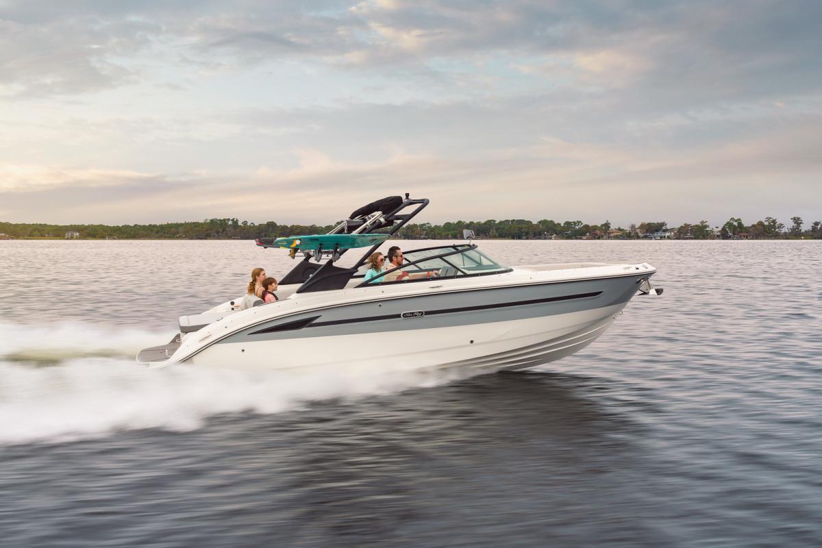 Sea Ray 270 SDX Surf 2020 bij Belgian Boat Service