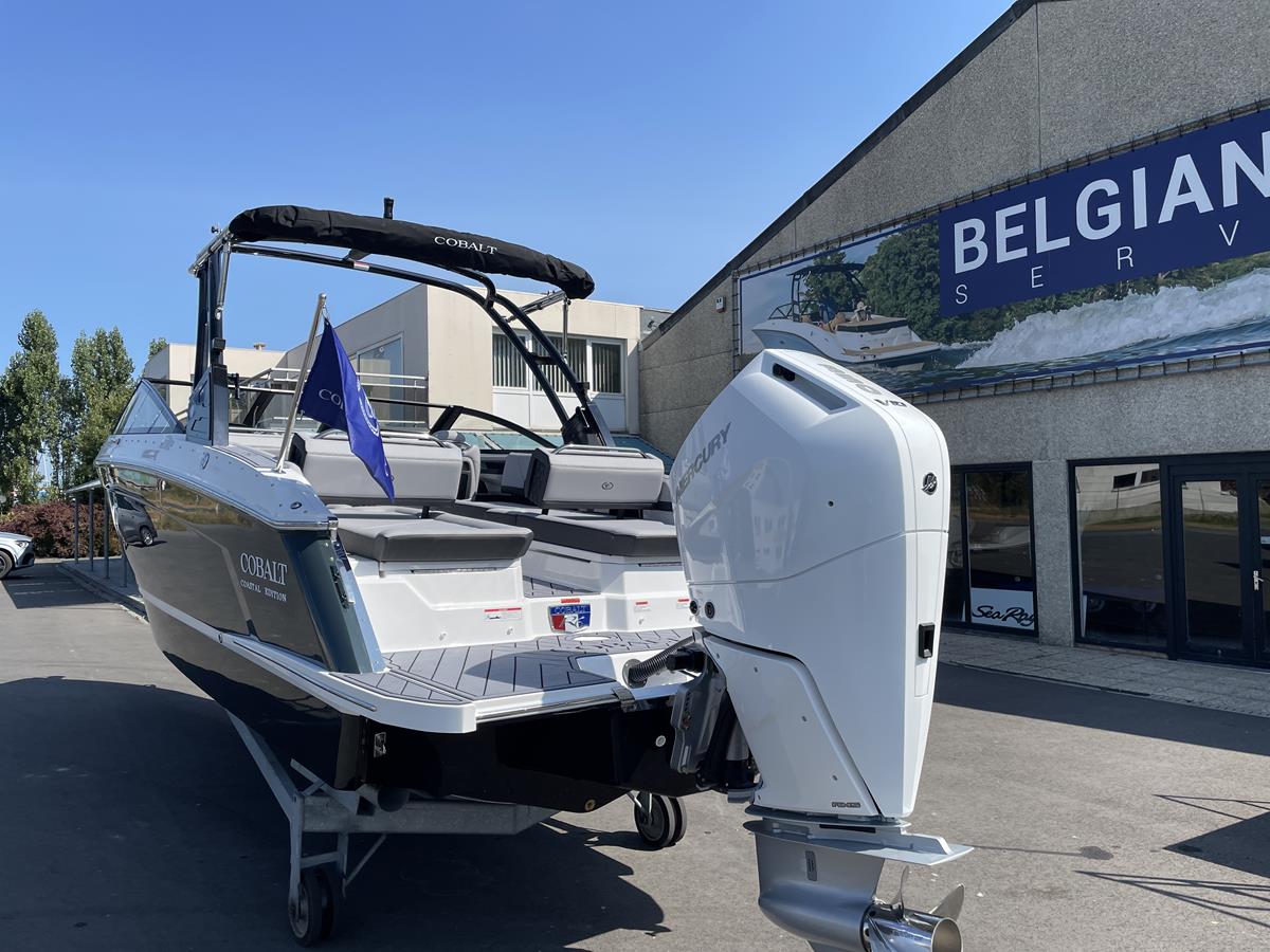 Cobalt Boats R6 Coastal